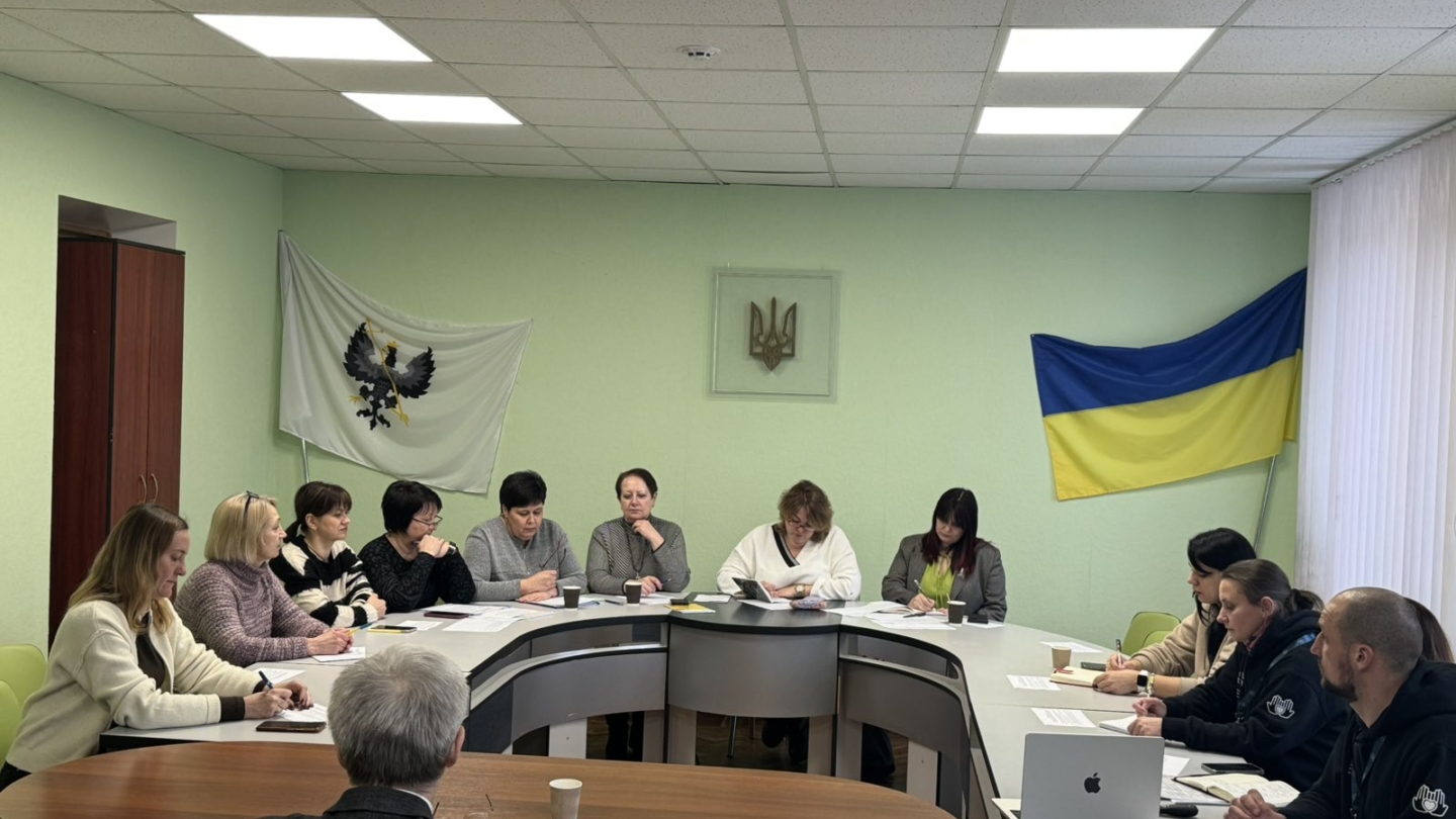 В приміщенні департаменту соціальної політики міської ради 12 лютого 2026 року відбулося чергове засідання Ради з питань внутрішньо переміщених осіб при виконавчому комітеті Чернігівської міської ради.
